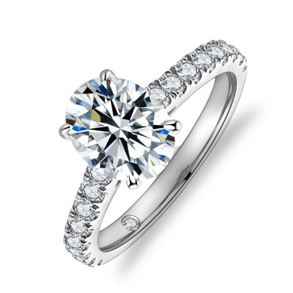 Anel Oval Moissanite 2 quilates
